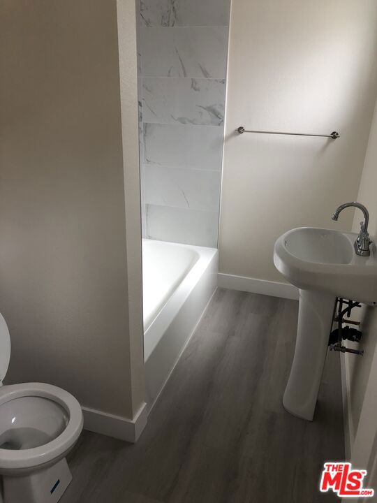 836 S Catalina Street Property Photo 6
