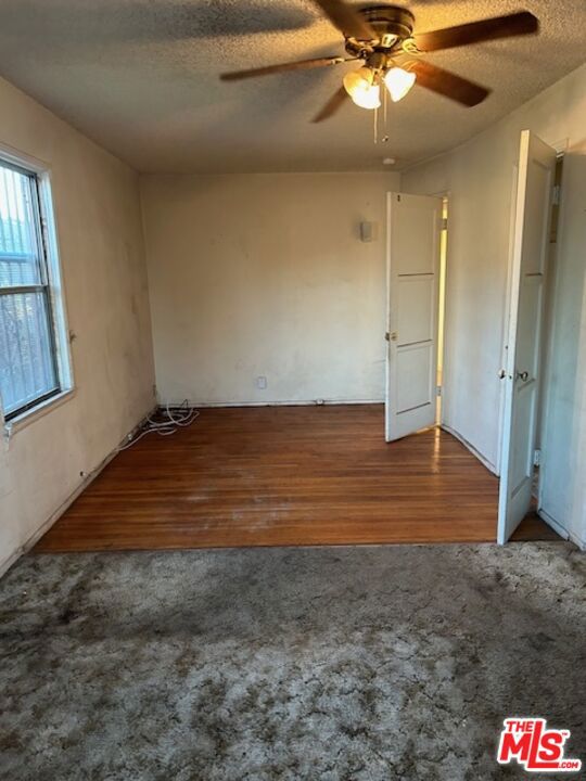 941 E Imperial Highway Property Photo 13