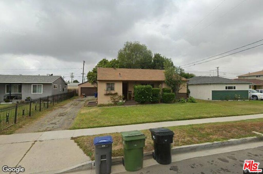 15603 S Tarrant Avenue Property Photo 1