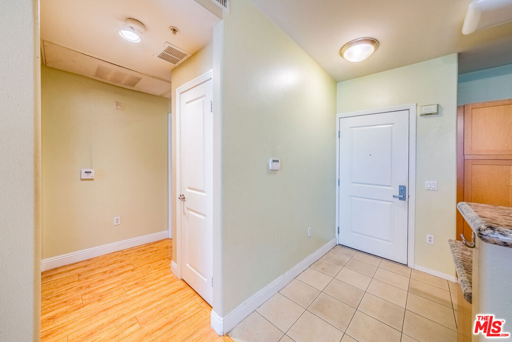 100 S Alameda Street 154 Property Photo 11