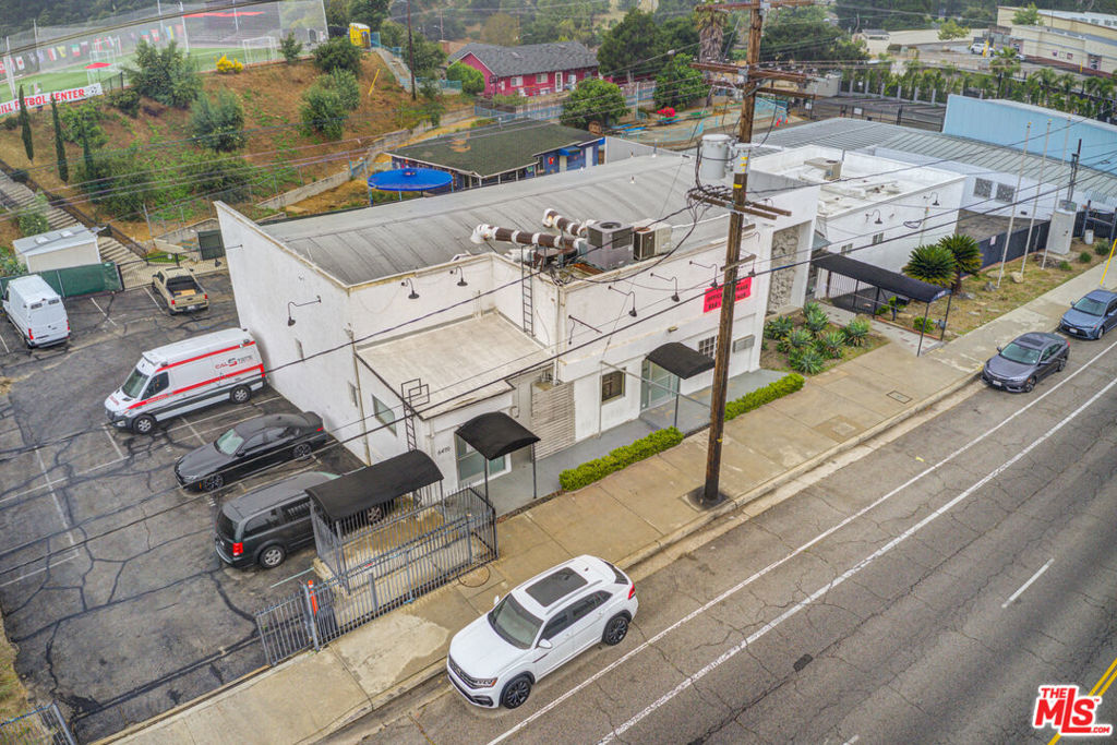 6470 Foothill Boulevard Property Photo 12