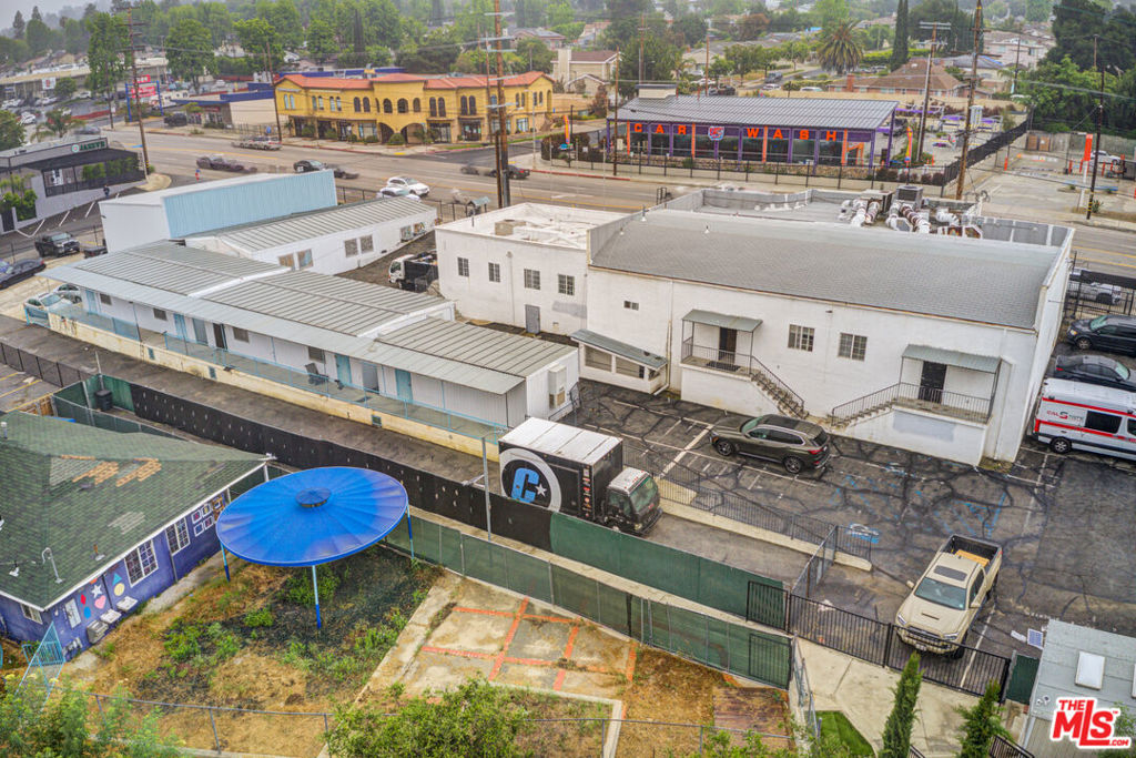 6470 Foothill Boulevard Property Photo 14