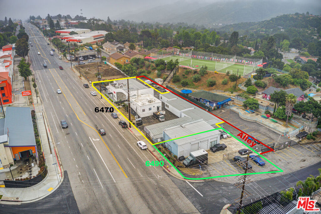 6470 Foothill Boulevard Property Photo 22