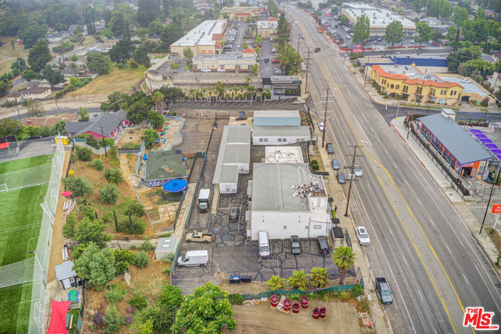 6470 Foothill Boulevard Property Photo 25