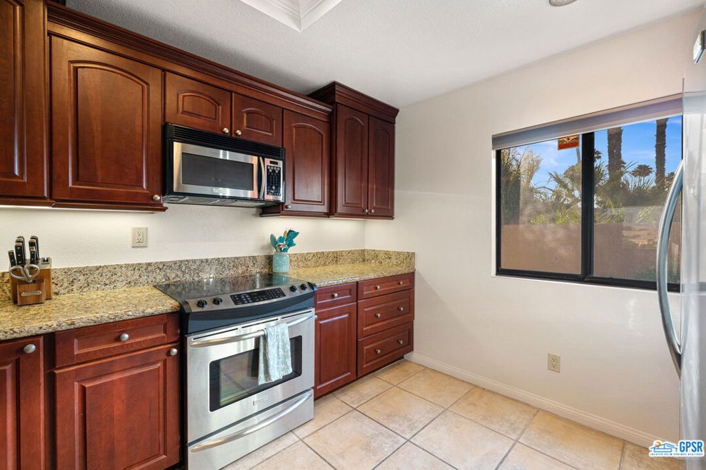 67595 Lagos Way Property Photo 10