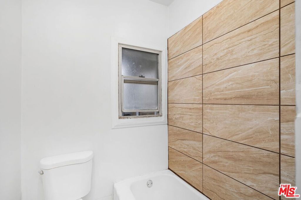 827 Lucile Avenue Property Photo 10
