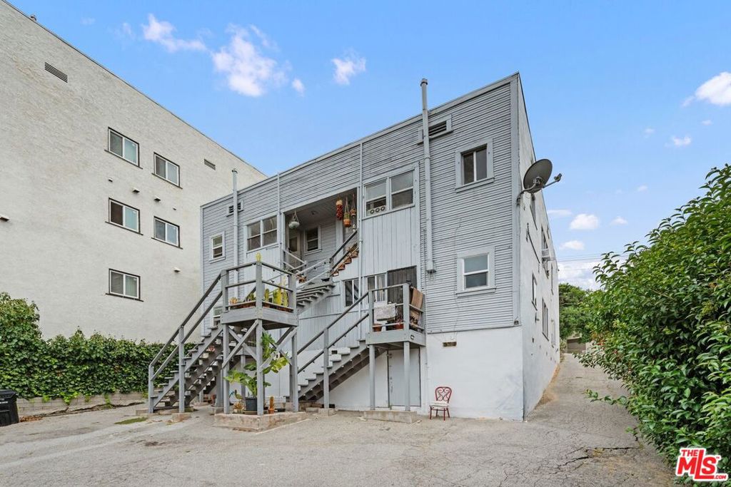 827 Lucile Avenue Property Photo 32