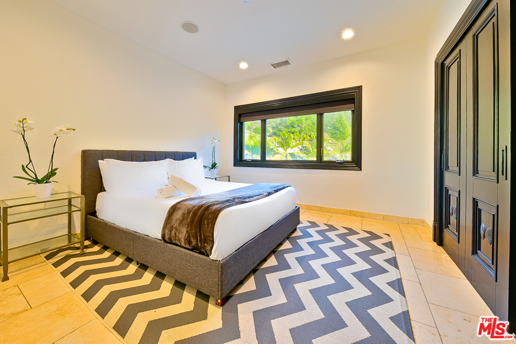 24573 Piuma Road Property Photo 40