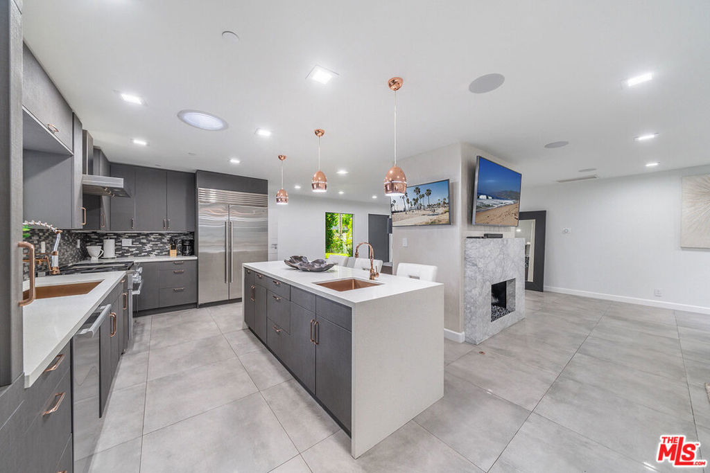 5010 Fulton Avenue Property Photo 19