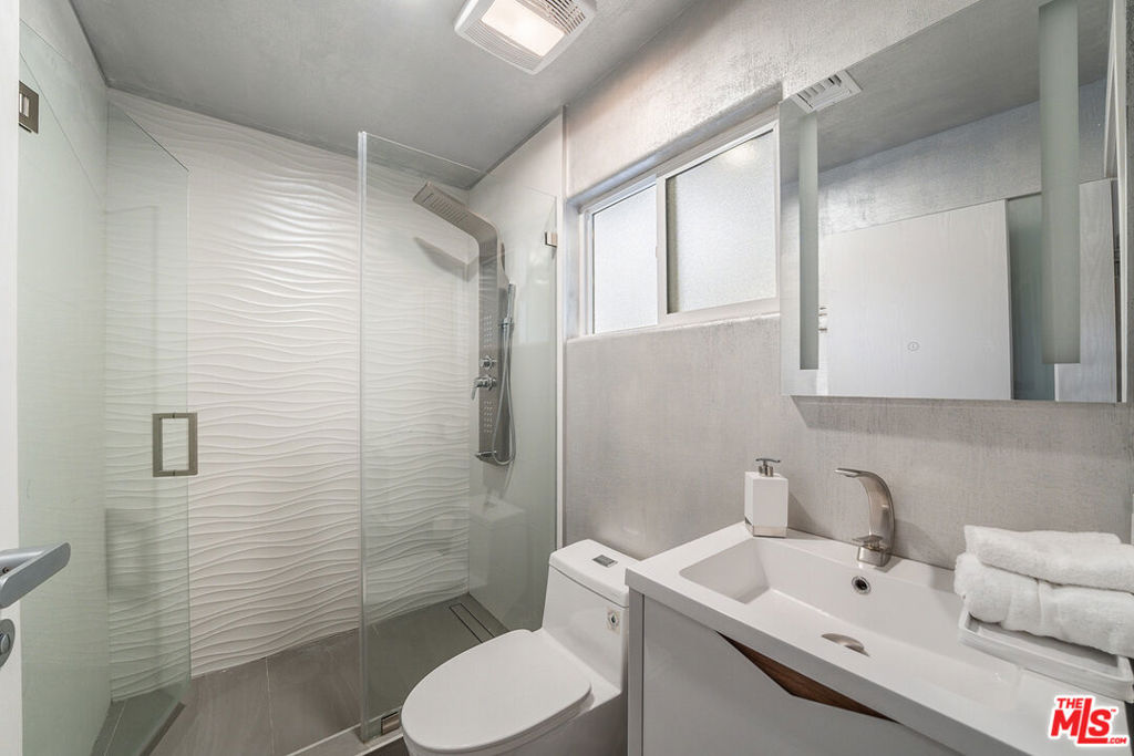 5010 Fulton Avenue Property Photo 37