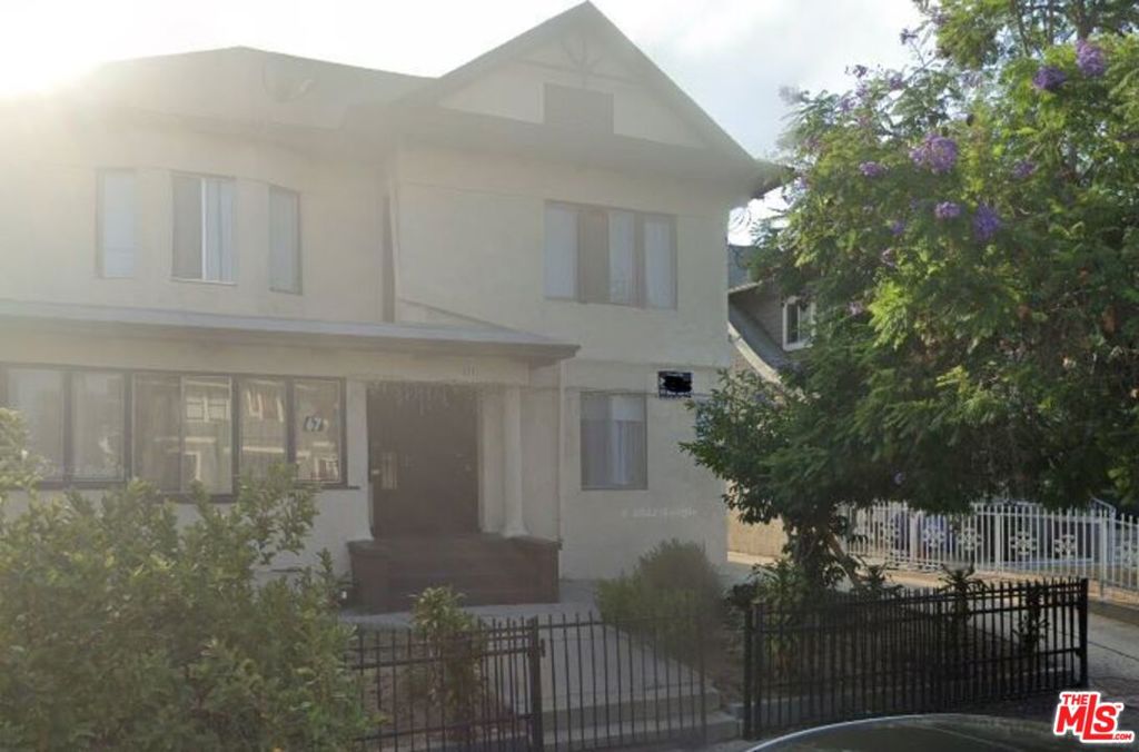 1678 Roosevelt Avenue Property Photo 1
