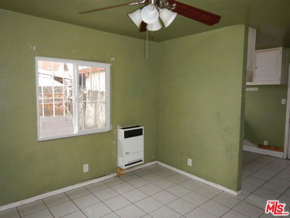 3515 Hunter Street Property Photo 6