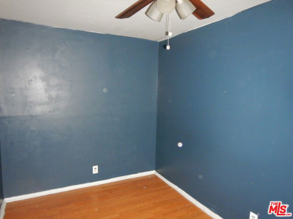 3515 Hunter Street Property Photo 8