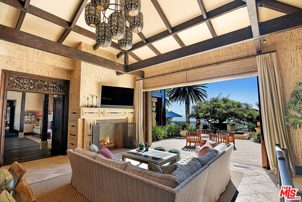 24834 Pacific Coast Highway Property Photo 16