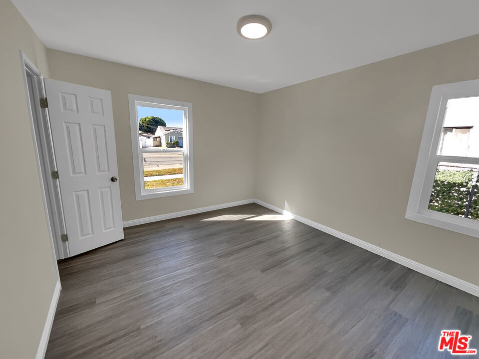 14538 S Atlantic Avenue Property Photo 5