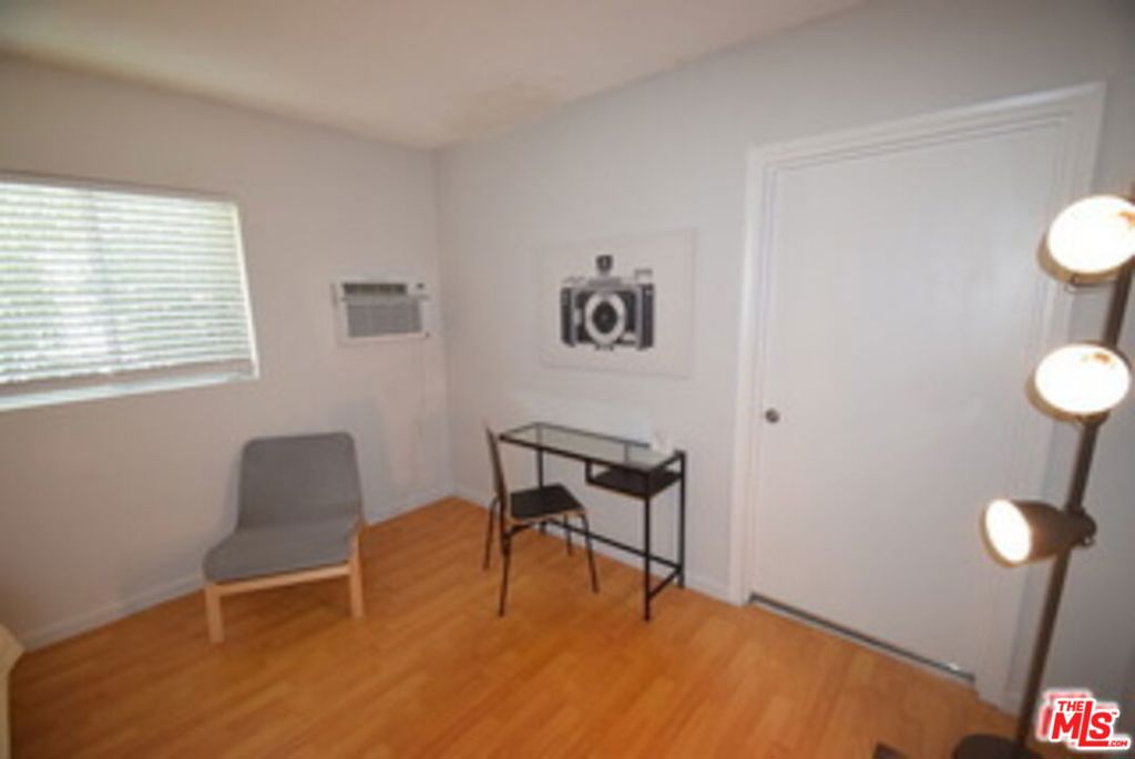 1940 Carmen Avenue Penthouse Property Photo 13