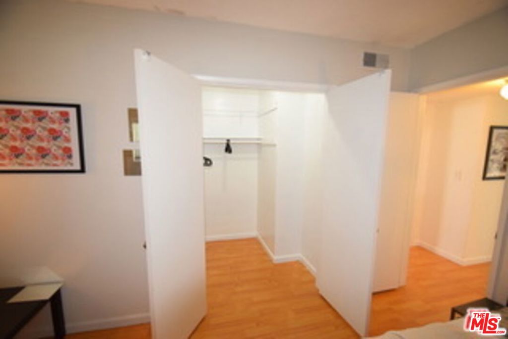 1940 Carmen Avenue Penthouse Property Photo 16