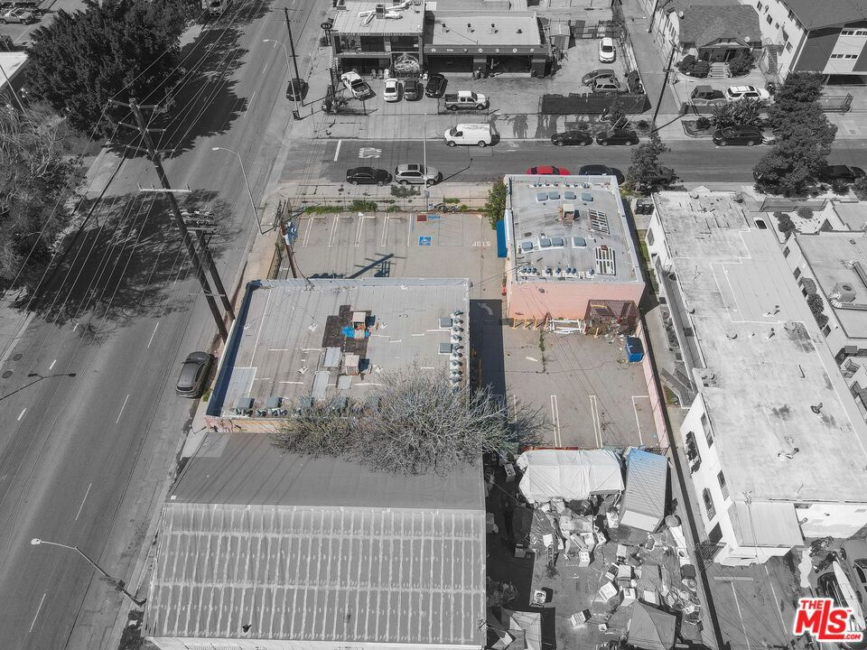 4545 -4537 Santa Monica Boulevard Property Photo 10
