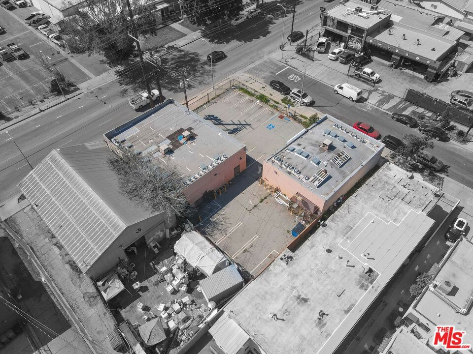4545 -4537 Santa Monica Boulevard Property Photo 13