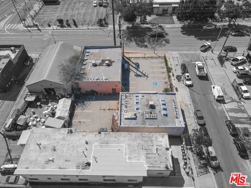 4545 -4537 Santa Monica Boulevard Property Photo 14