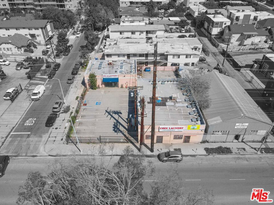 4545 -4537 Santa Monica Boulevard Property Photo 16