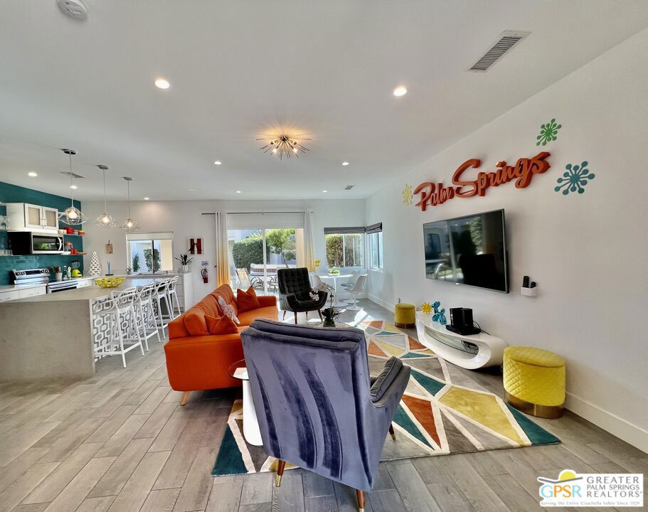 67112 W Chimayo Drive Property Photo 3