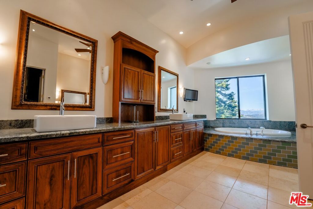 37 Bridges Lane Property Photo 31