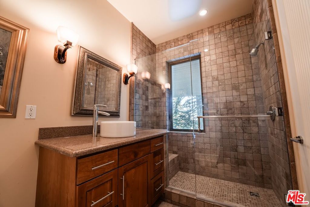 37 Bridges Lane Property Photo 45