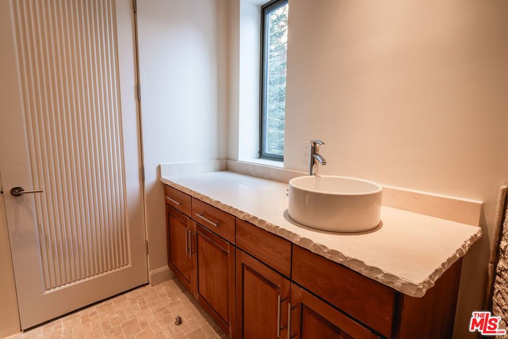 37 Bridges Lane Property Photo 48