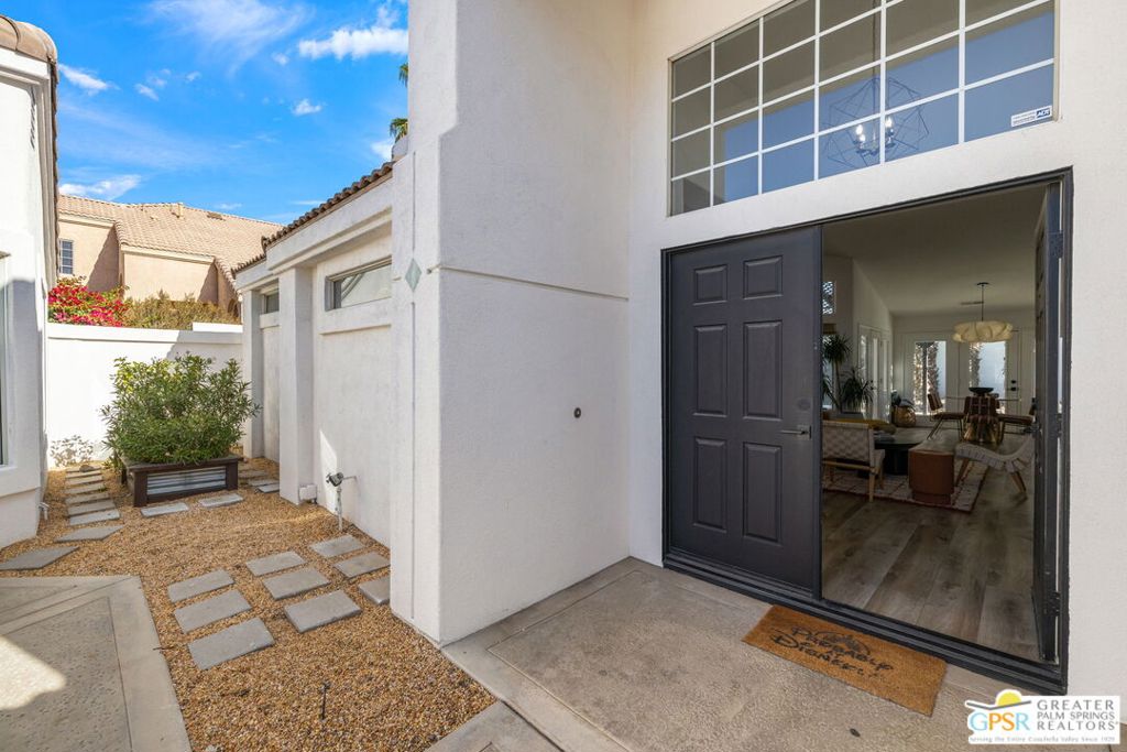 45420 Desert Fox Drive Property Photo 22
