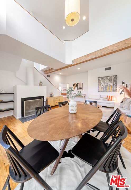 3133 Midvale Avenue Property Photo 13