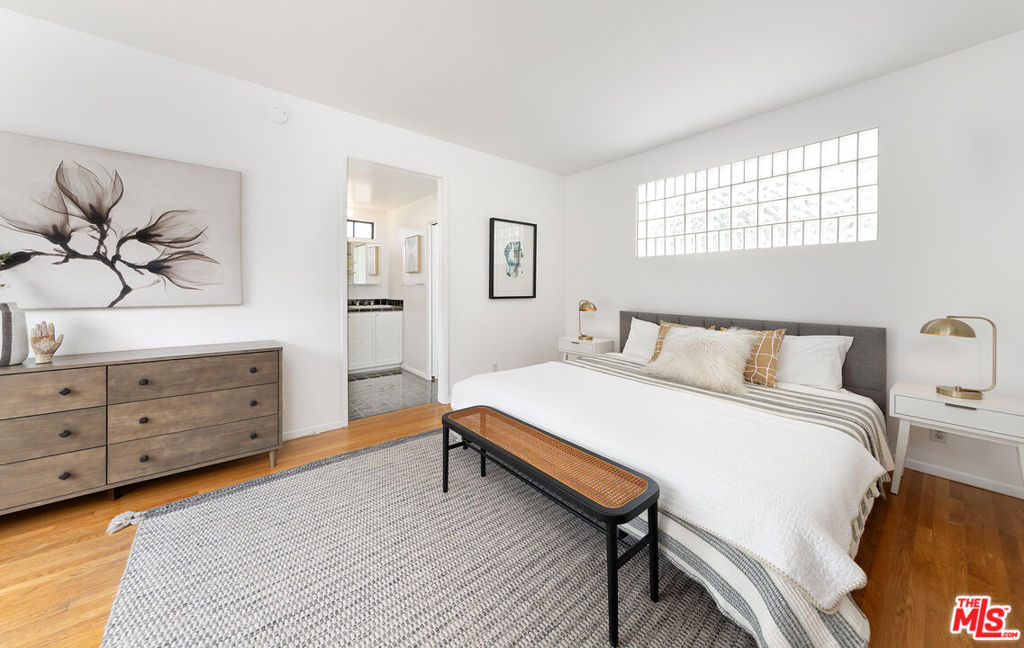 3133 Midvale Avenue Property Photo 39