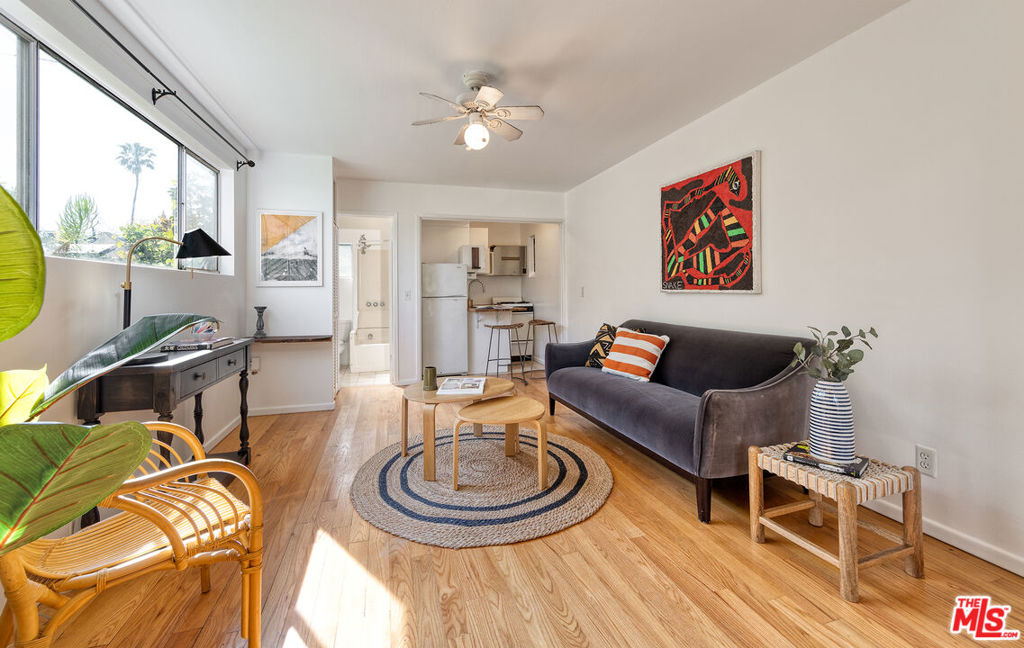 3133 Midvale Avenue Property Photo 44