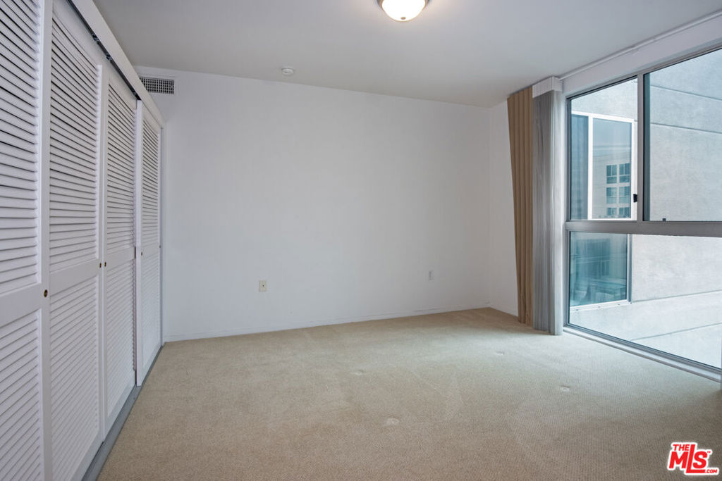 267 S San Pedro Street 307 Property Photo 21