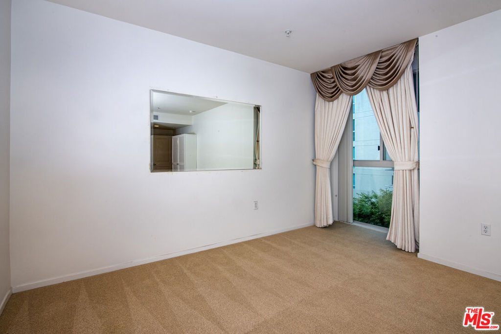 267 S San Pedro Street 307 Property Photo 30