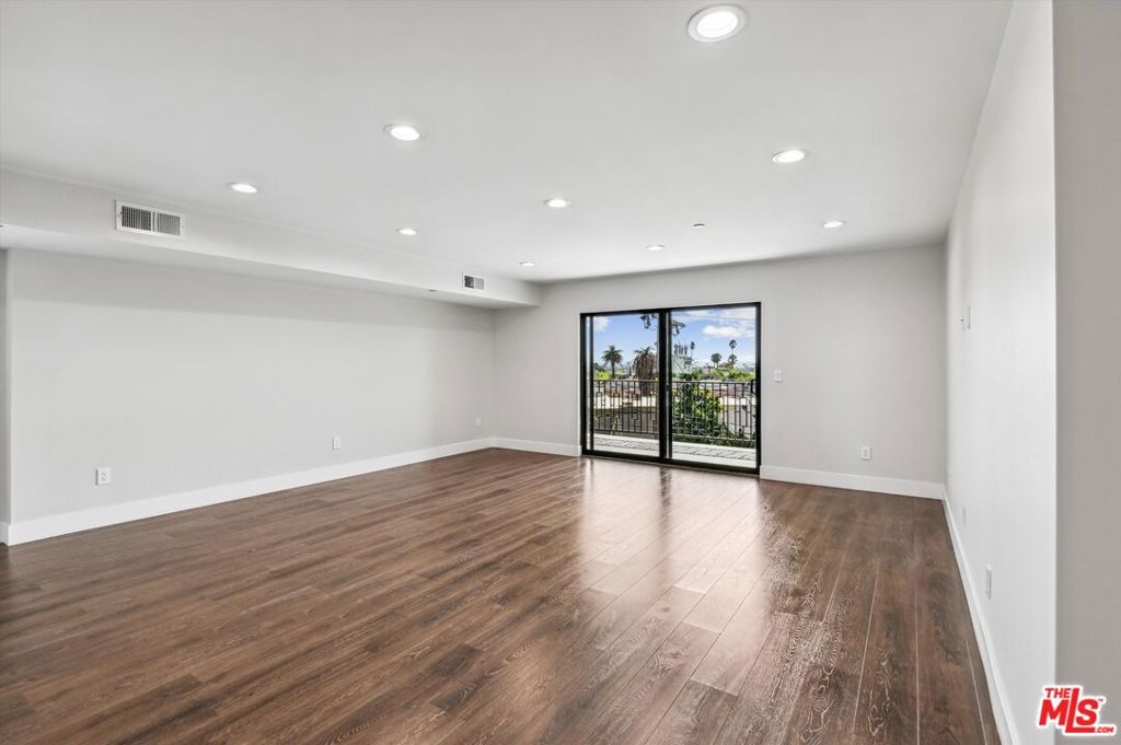 819 E La Palma Drive 5 Property Photo 10