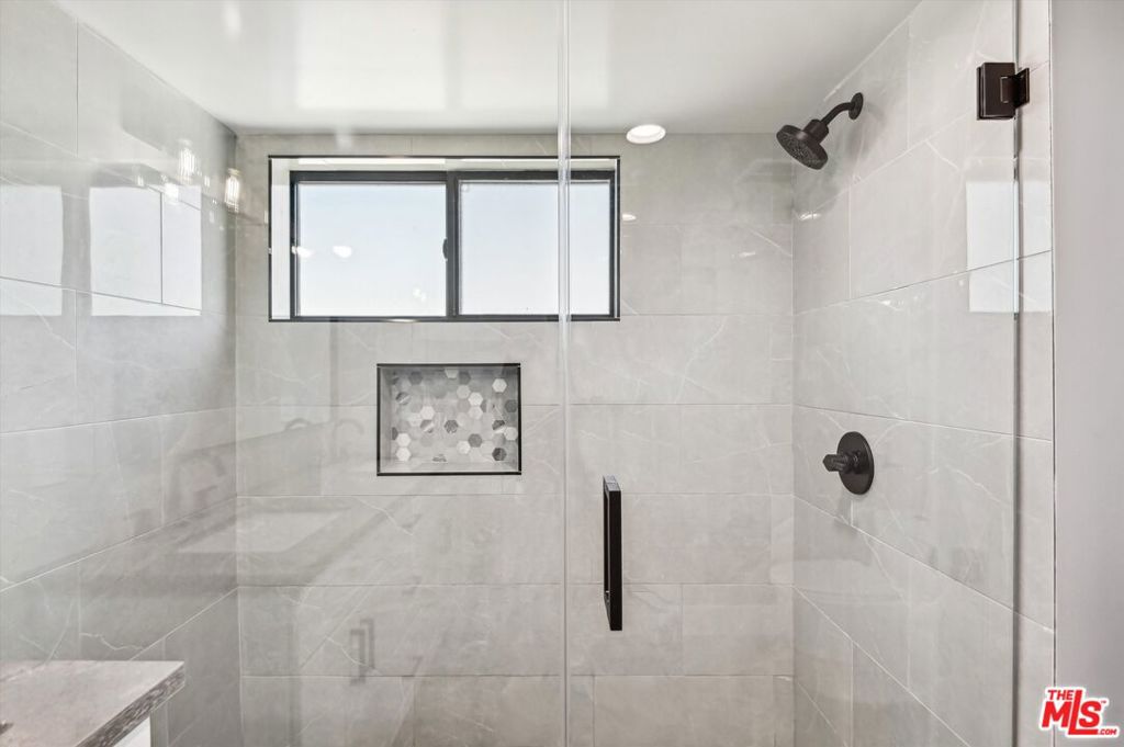 819 E La Palma Drive 5 Property Photo 16