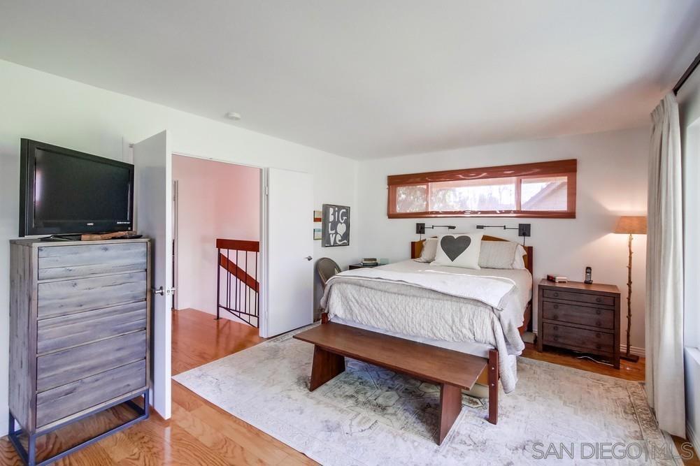 9806 Rimpark Way Property Photo 14