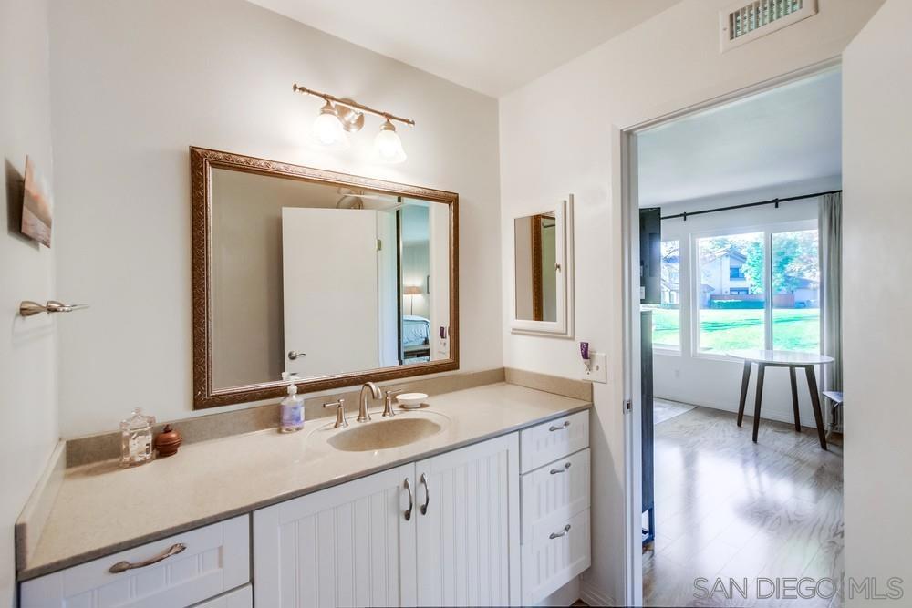 9806 Rimpark Way Property Photo 17