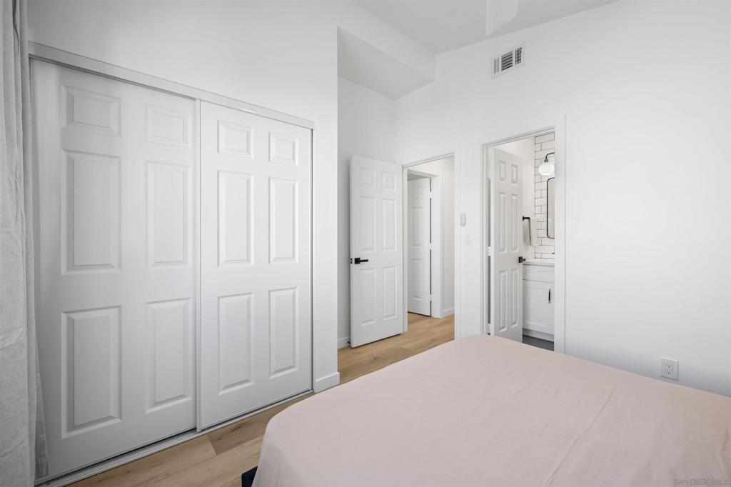 836 Island Ct Property Photo 16