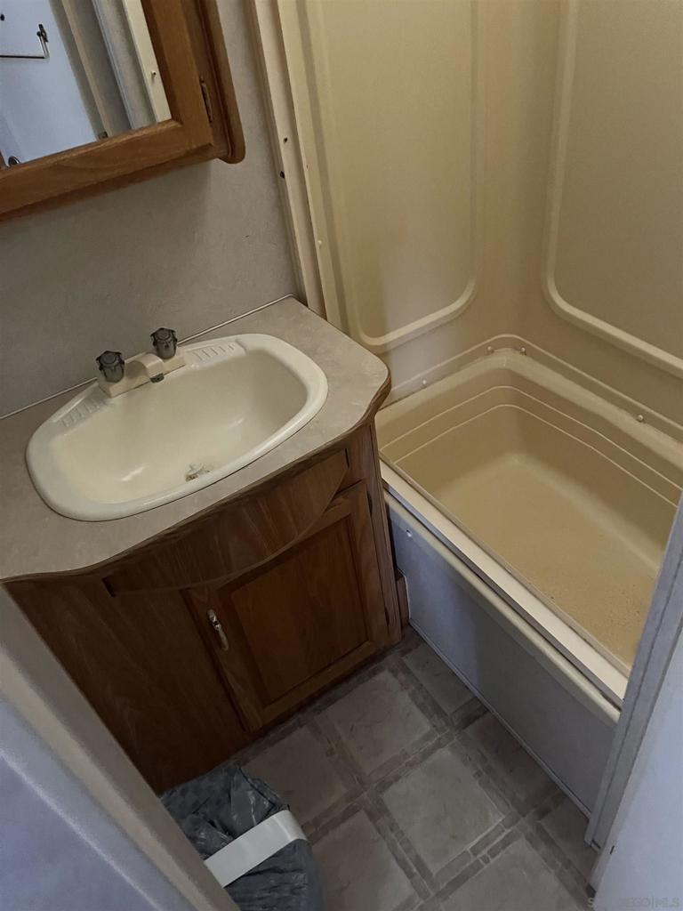 2782 Ribbonwood Road Property Photo 14