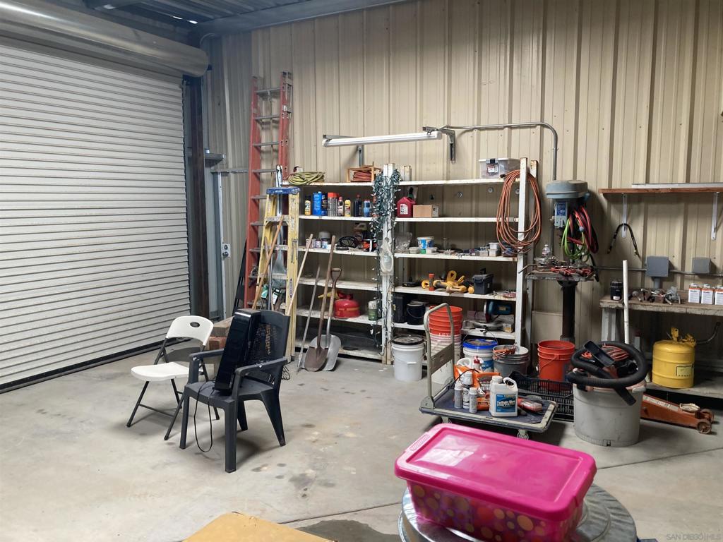 2782 Ribbonwood Road Property Photo 18