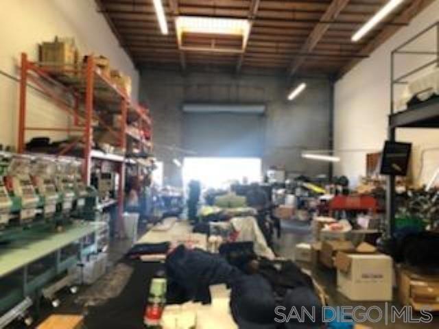 14905 Paramount Blvd Ste D Property Photo 8