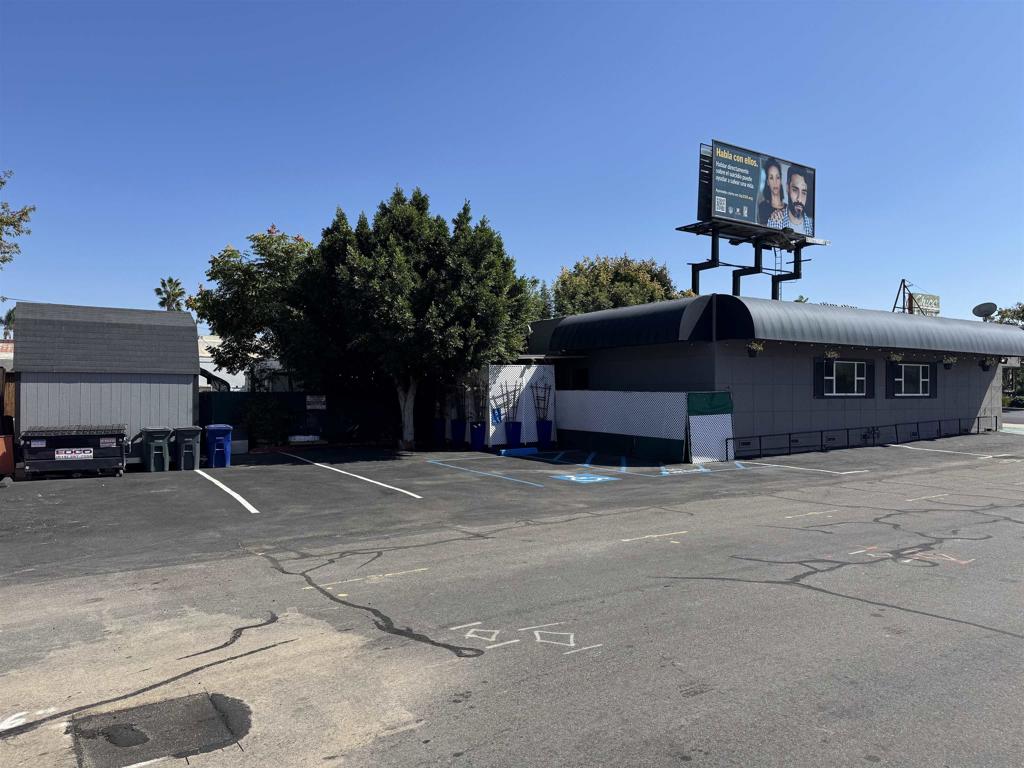 7366 El Cajon Blvd Property Photo 8