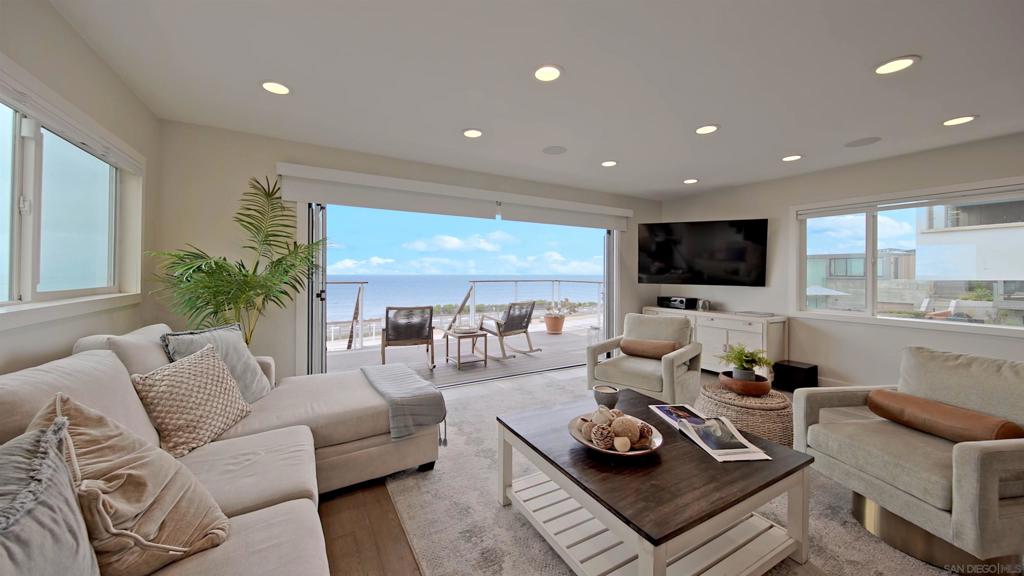 1571 San Elijo Ave Property Photo 4