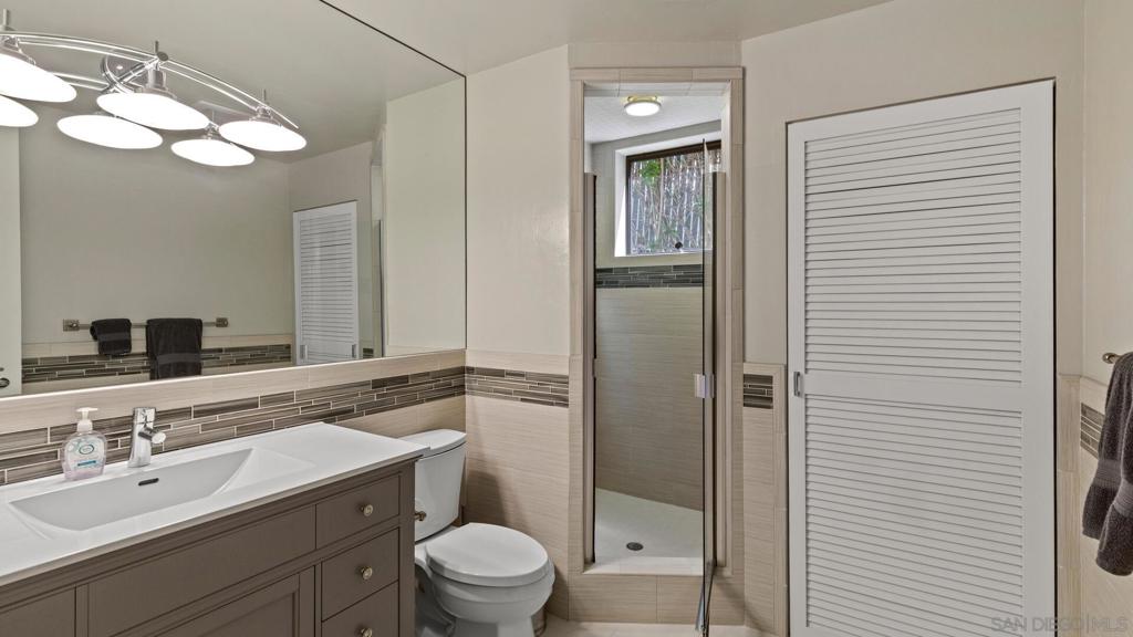 240006858SD Property Photo 26