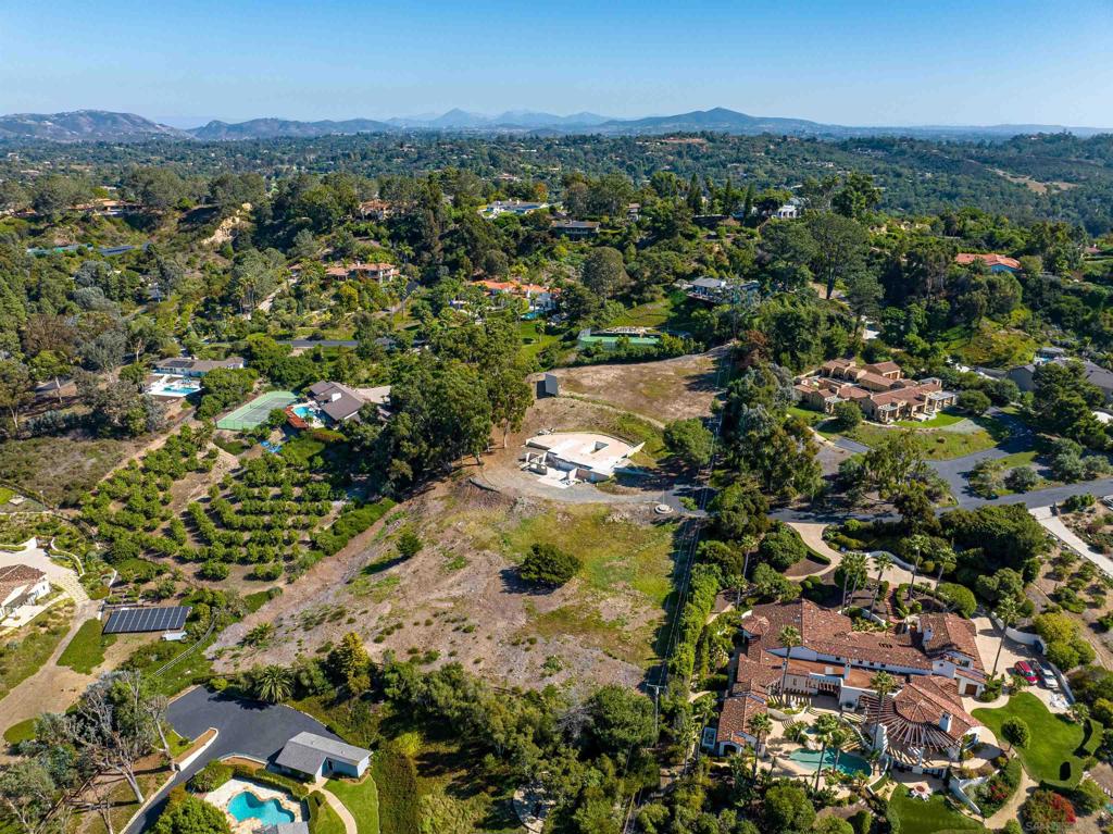 4397 Camino Privado Property Photo 14