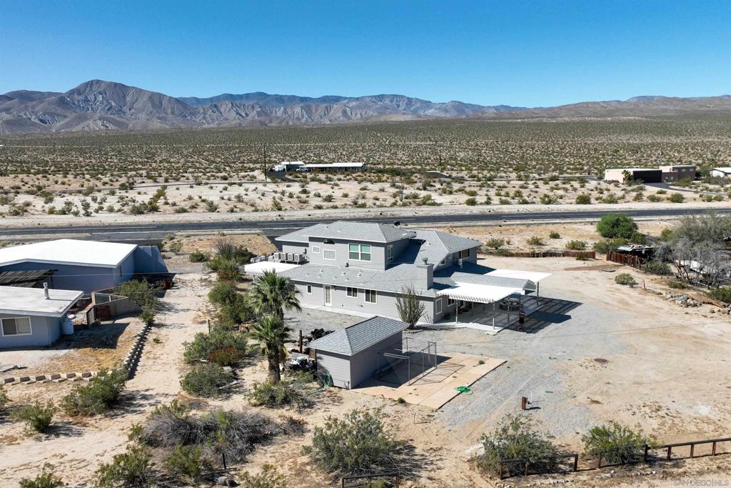 2626 Airstrip Property Photo 4
