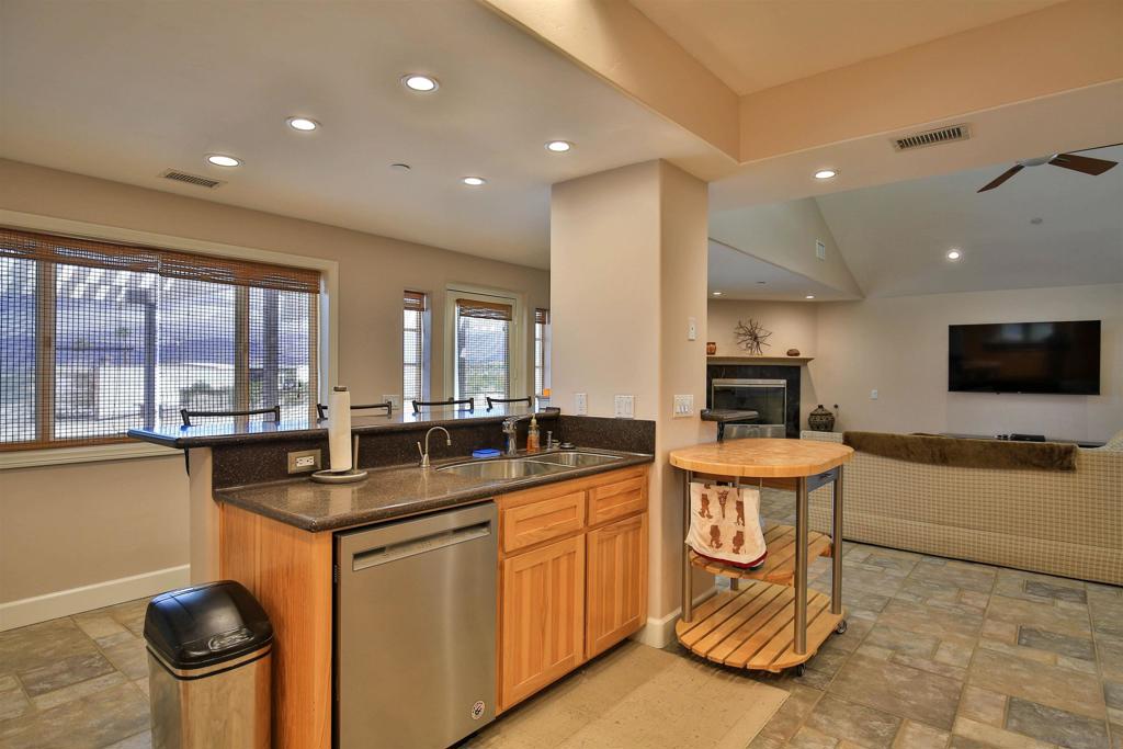2626 Airstrip Property Photo 19