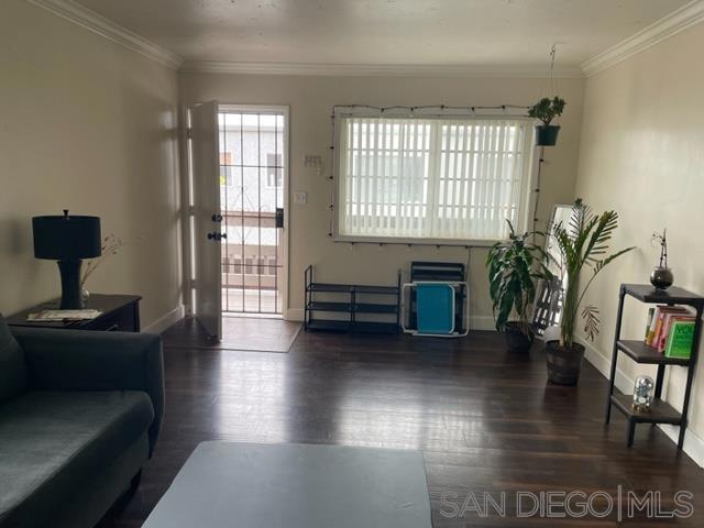 5064 Niagara Property Photo 13